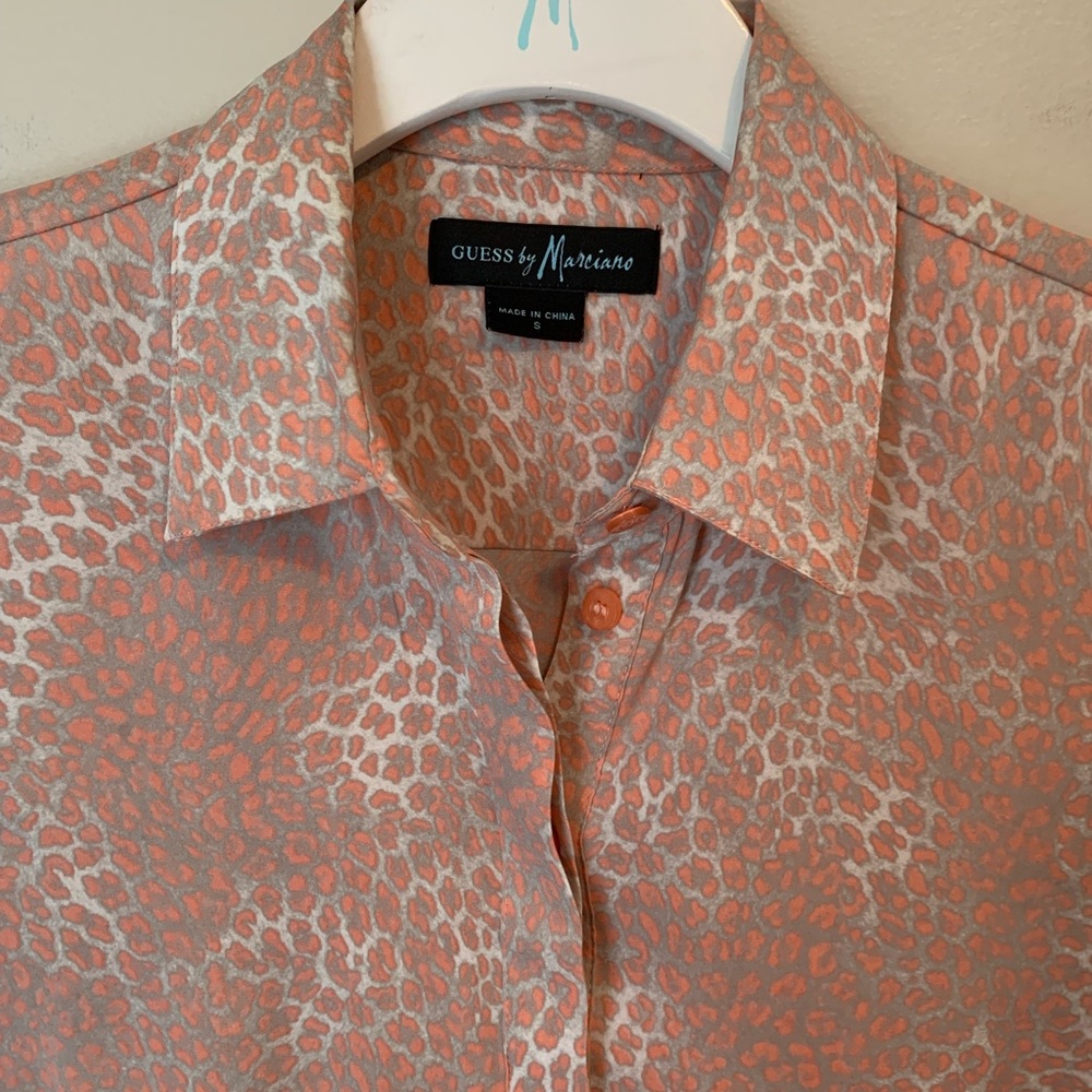 Guess by Marciano size S peach and grey blouse - Picture 8 of 14